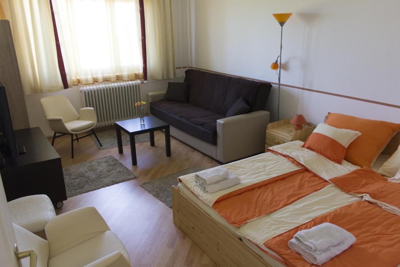 Apartman "A" Σέγκεντ Εξωτερικό φωτογραφία